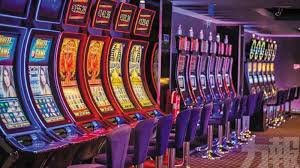 Filipino player browsing 3taya365 sports and casino sections on mobile