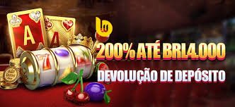 Filipino players enjoying 3taya365 casino and sports games on mobile devices